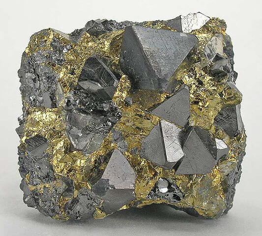 Magnetit - Kristalle: Magnete aus der Natur