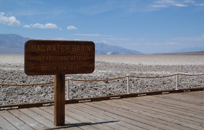 Badwater Basin: Die Salzpfanne am tiefstgelegenen Punkt der USA